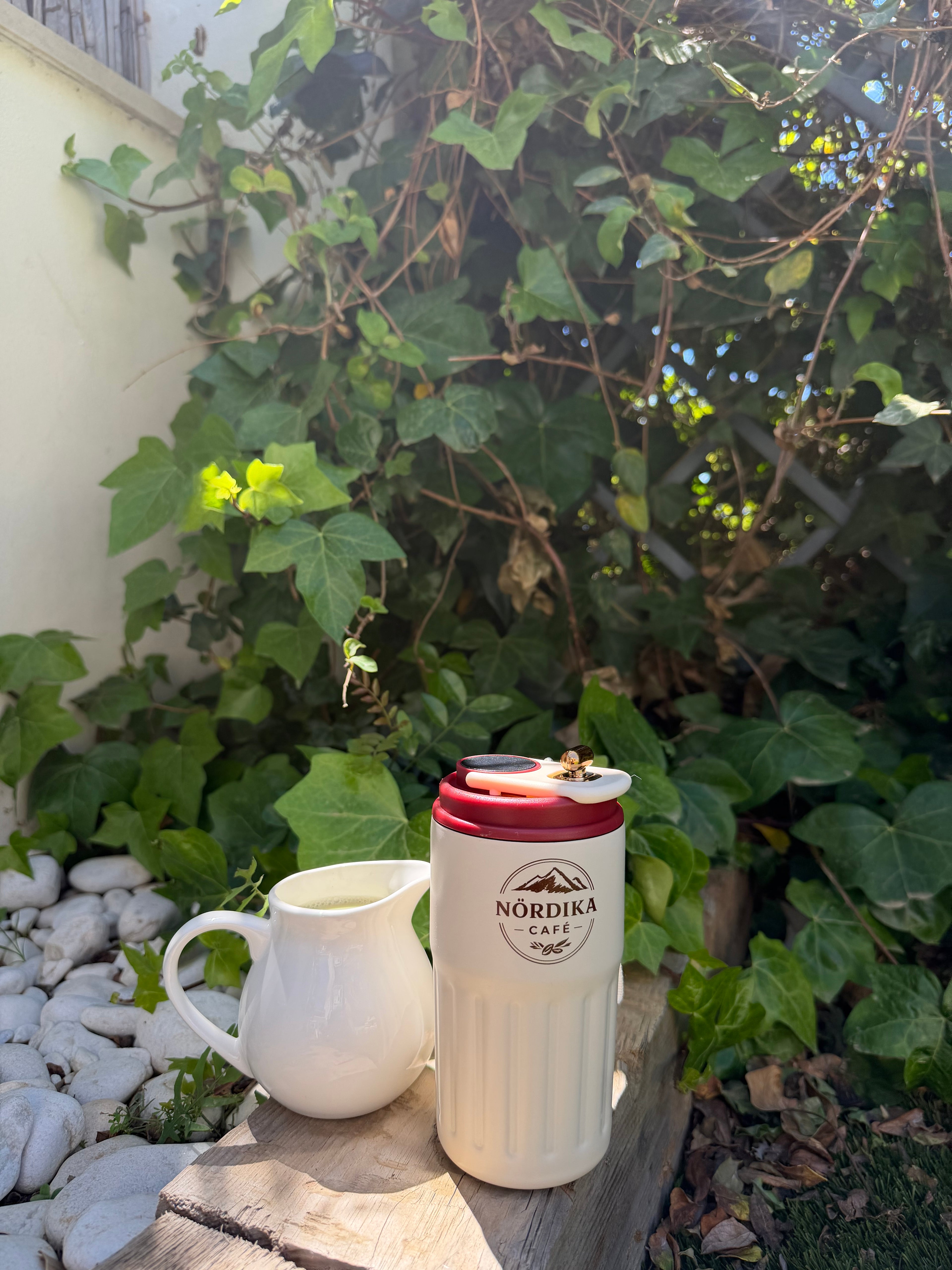 Vaso Térmico NÖRDIKA - Blanco/Burdeos